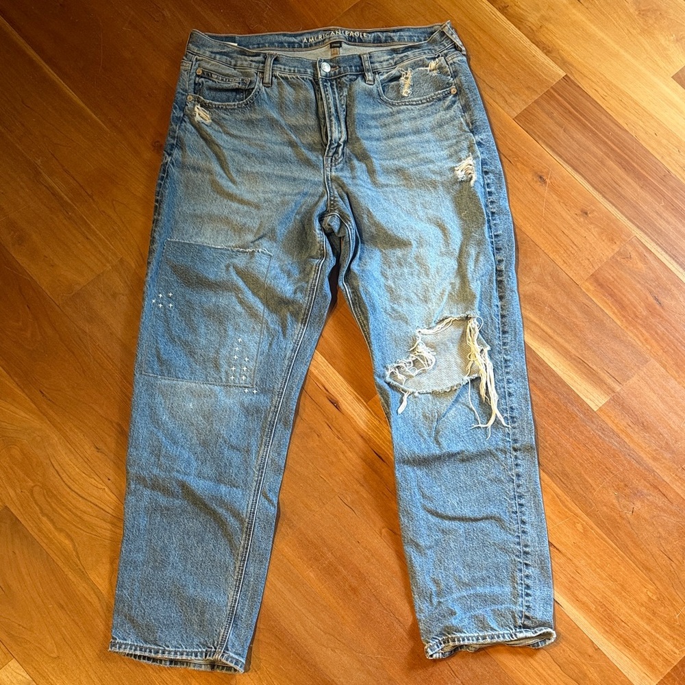 PERFECT patchwork distressed jeans